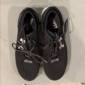 Under Armour size 10.5 men’s running shoes